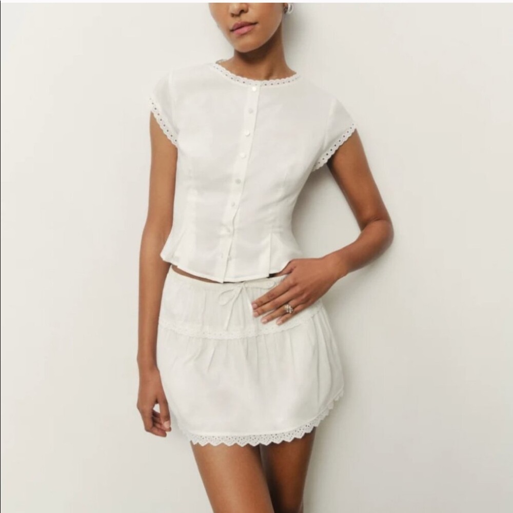 Reformation Tavia skirt, size 12, white